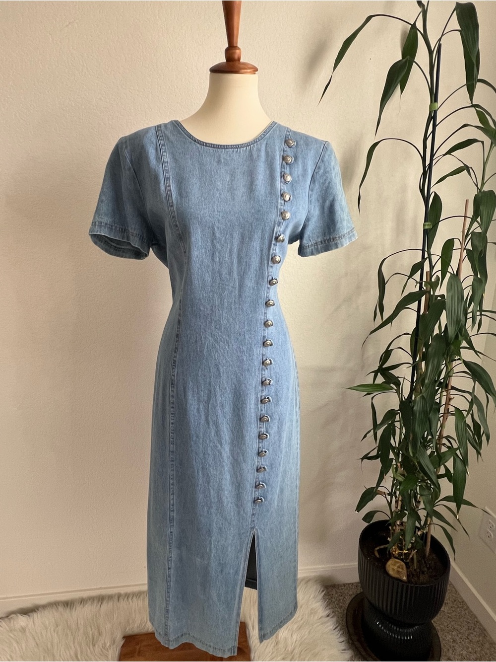 Vintage Blue Denim Button-Front Midi Dress